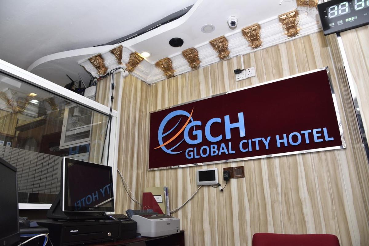 Global City Hotel Maligawatta Eksteriør billede