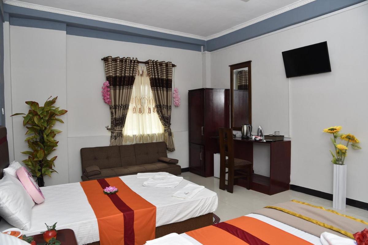 Global City Hotel Maligawatta Eksteriør billede
